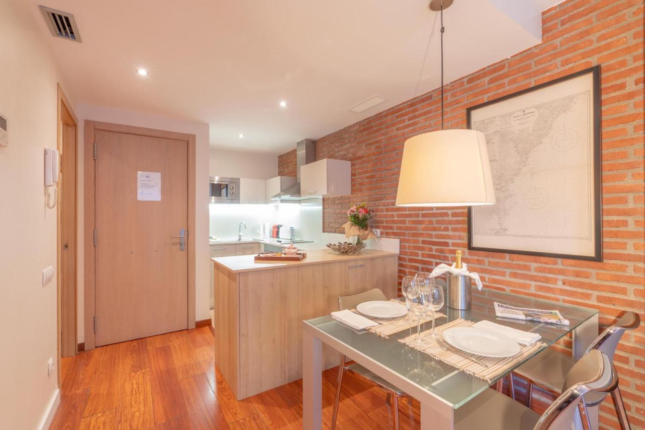 Serennia Cest Apartamentos Arc De Triomf Барселона Екстер'єр фото