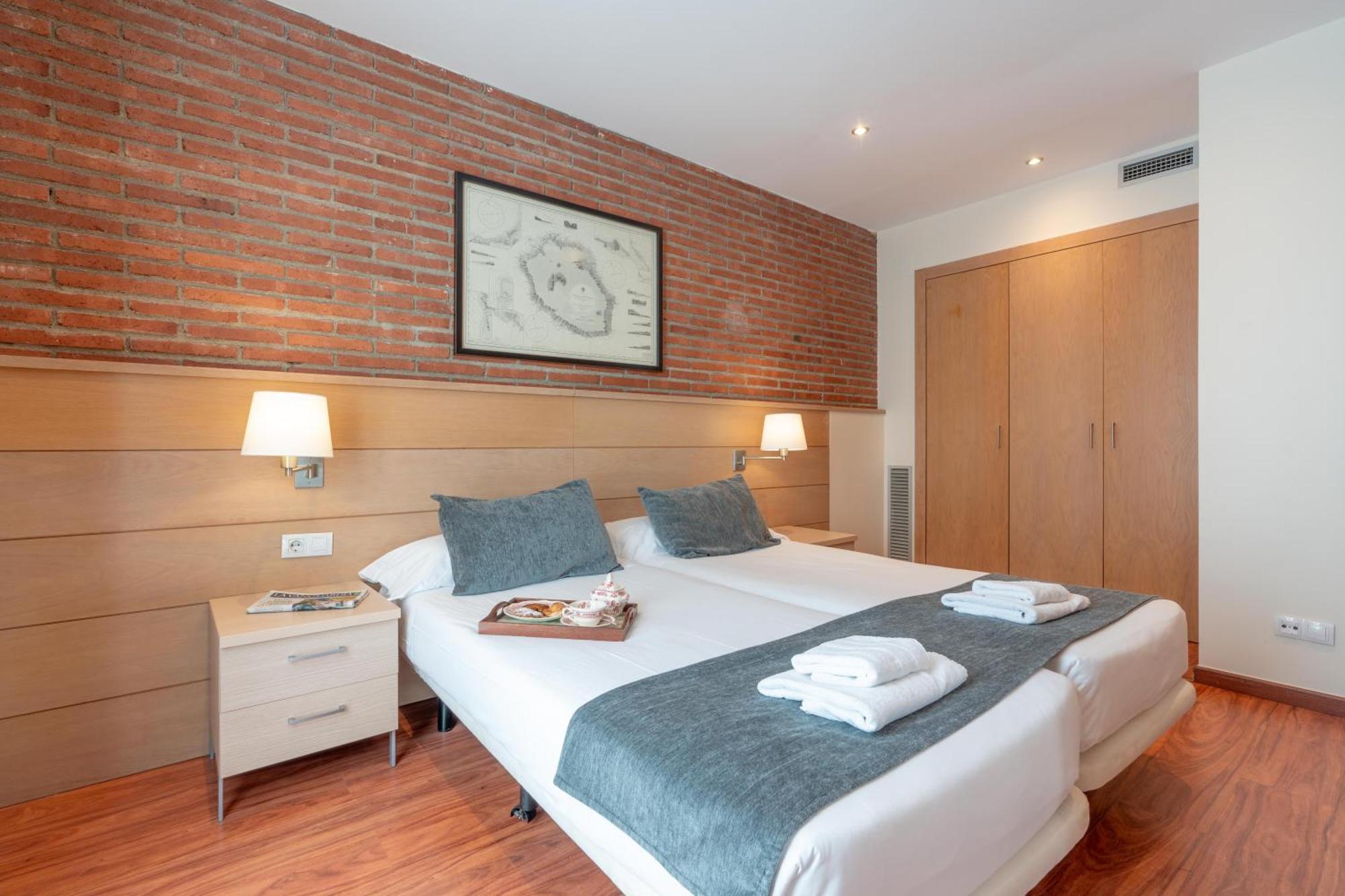Serennia Cest Apartamentos Arc De Triomf Барселона Екстер'єр фото