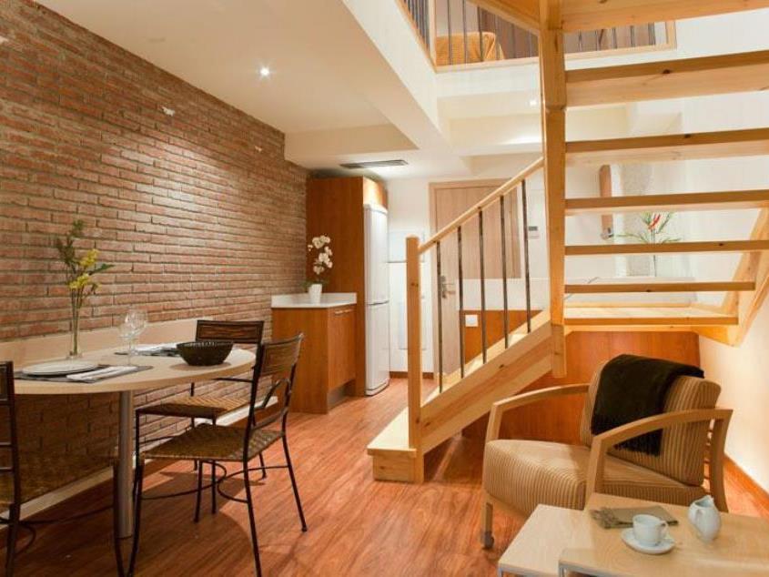 Serennia Cest Apartamentos Arc De Triomf Барселона Екстер'єр фото