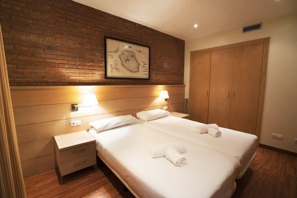Serennia Cest Apartamentos Arc De Triomf Барселона Екстер'єр фото