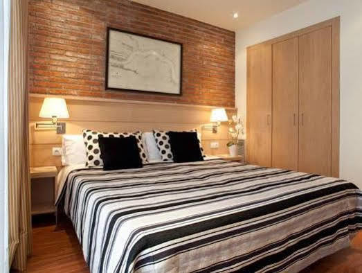 Serennia Cest Apartamentos Arc De Triomf Барселона Екстер'єр фото